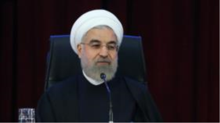 El presidente de Irán, Hasan Rohani, durante su reunión con los inversores y empresarios iraníes en la provincia de Fars. 29 de abril de 2015