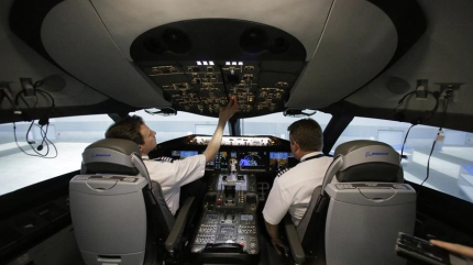 Fallo de software deja en tierra a decenas de aviones en EEUU