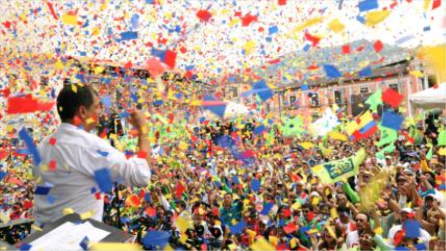 Presidente de Ecuador, Rafael Correa, durante la marcha por el Día del Trabajo. 1 de mayo de 2015
