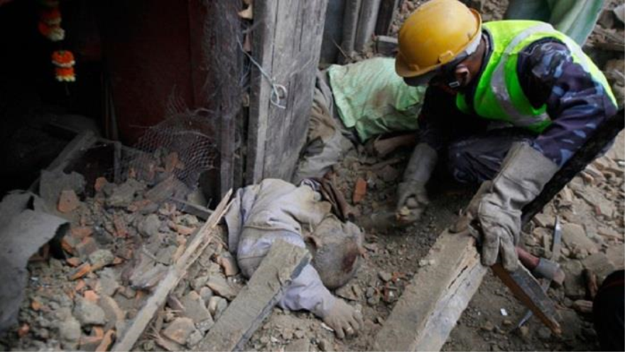 Víctimas del terremoto en Nepal