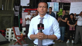 Guatemaltecos exigen renuncia de Pérez Molina y Baldetti