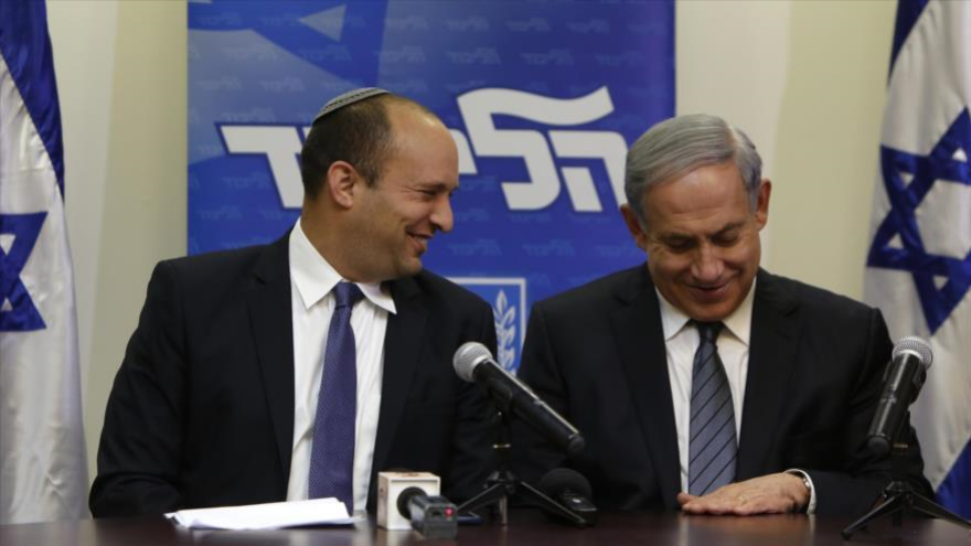 El premier israelí, Benyamin Netanyahu, durante una rueda de prensa mantenida con el líder de Habayit Hayehudí, Naftali Bennett, en el parlamento israelí. 6 de mayo de 2015
