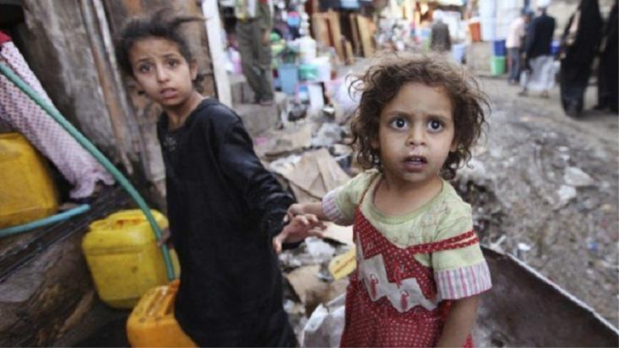 La situación en Yemen se degrada por la escasez de agua y combustible debido al bloqueo marítimo, aéreo y terrestre de Arabia Saudí contra el país árabe.