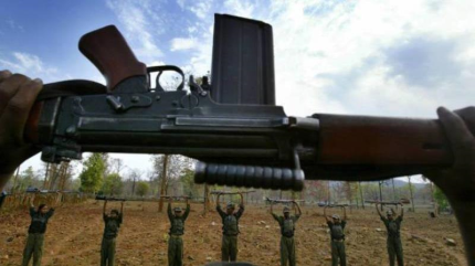 Guerrilleros maoístas secuestran a más de 250 aldeanos en La India 