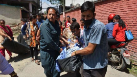 Sube a 76 número de muertos por el nuevo terremoto en Nepal 