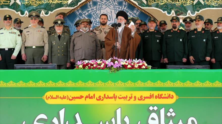 Líder iraní: Irán no permitirá ninguna inspección a sus centros militares