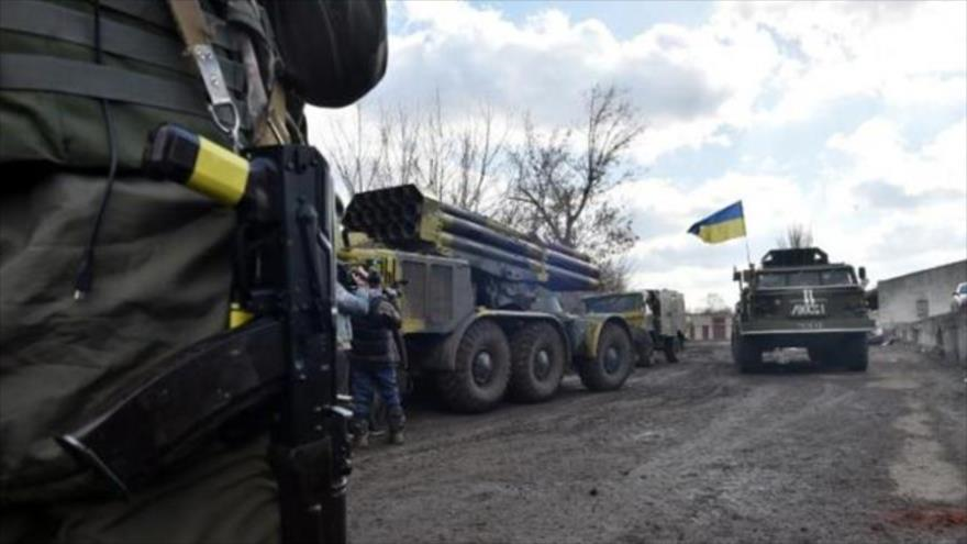 Soldados ucranianos desplegados en la ciudad del este de Ucrania, Artemvisk