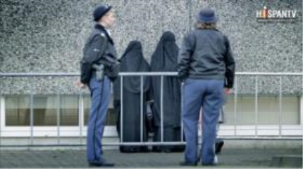 Holanda prohibe prendas que cubran la cara en ciertos lugares públicos