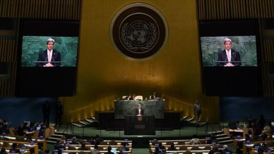 El secretario de Estado de EE.UU., John Kerry, ofrece discurso ante la Conferencia quinquenal de revisión del Tratado de No Proliferación (TNP) de armas nucleares 2015.