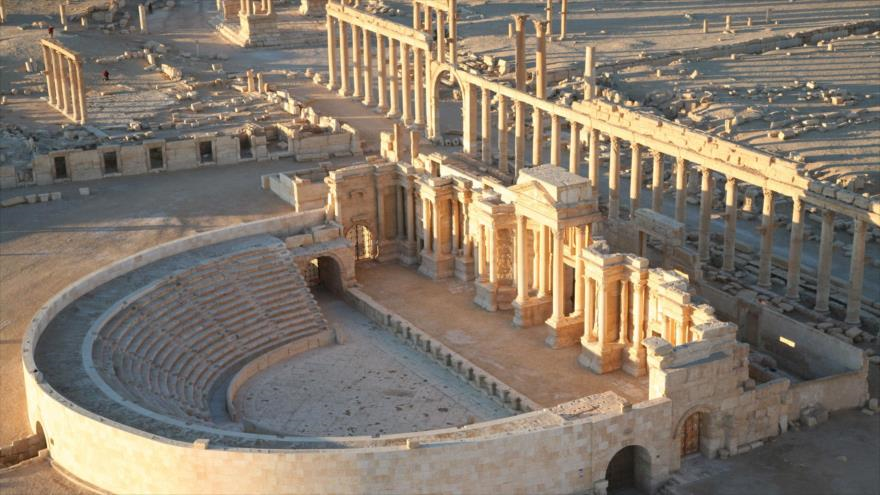 La foto muestra parte de la antigua ciudad siria de Palmira.