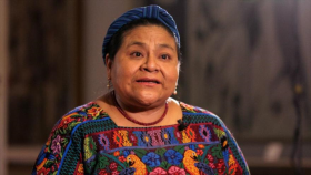 Rigoberta Menchú exige la renuncia 