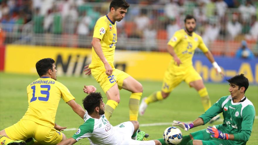 Partido entre el equipo iraní de fútbol Naft y Al-Ahli, de Arabia Saudí. 27 de mayo de 2015