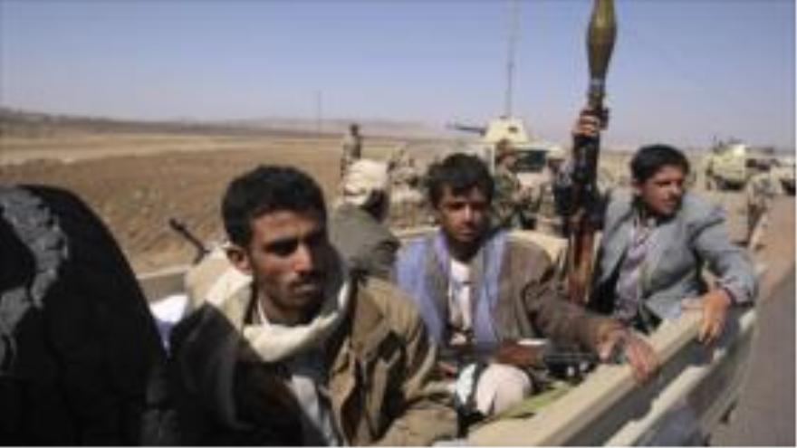 Combatientes del movimiento yemení Ansarolá