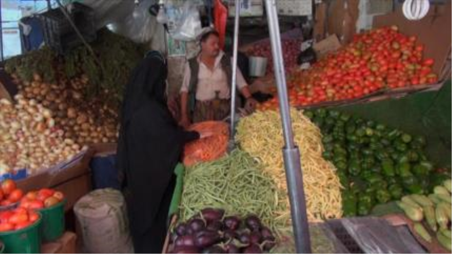 Agresión saudí causa fuerte escasez de alimentos en Yemen 