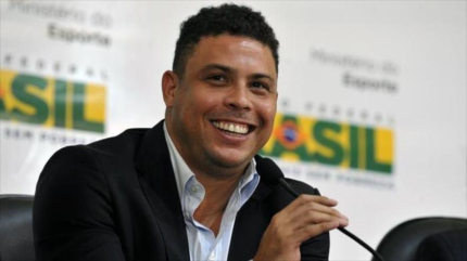 Ronaldo exige la renuncia de jefe de fútbol de Brasil 