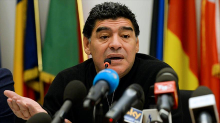 Maradona: "Si soy vicepresidente de FIFA, los limpio a todos" 