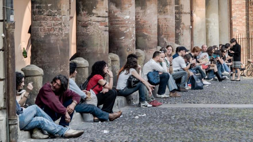 Cámara al Hombro - Fuga de investigadores italianos