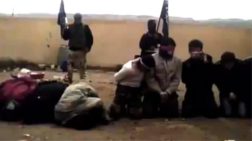 Terroristas de Frente Al-Nusra ejecutan a 40 drusos sirios en la provincia norteña de Idlib