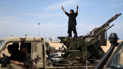 Daesh alega haber destruido 2 aviones militares en norte de Libia