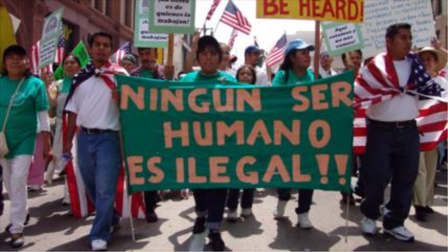 Cámara al Hombro - Inmigrantes en EEUU: El eslabón más débil