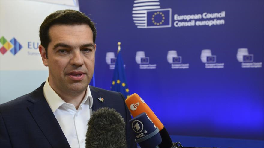 Grecia convoca referéndum sobre acuerdo con líderes europeos