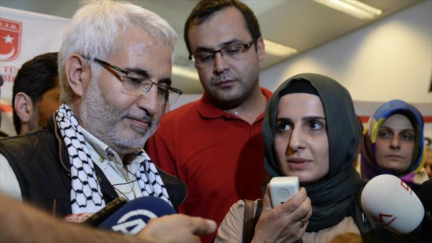 Periodistas turcos deportados desde los territorios ocupados palestinos. El 26 de junio de 2015.