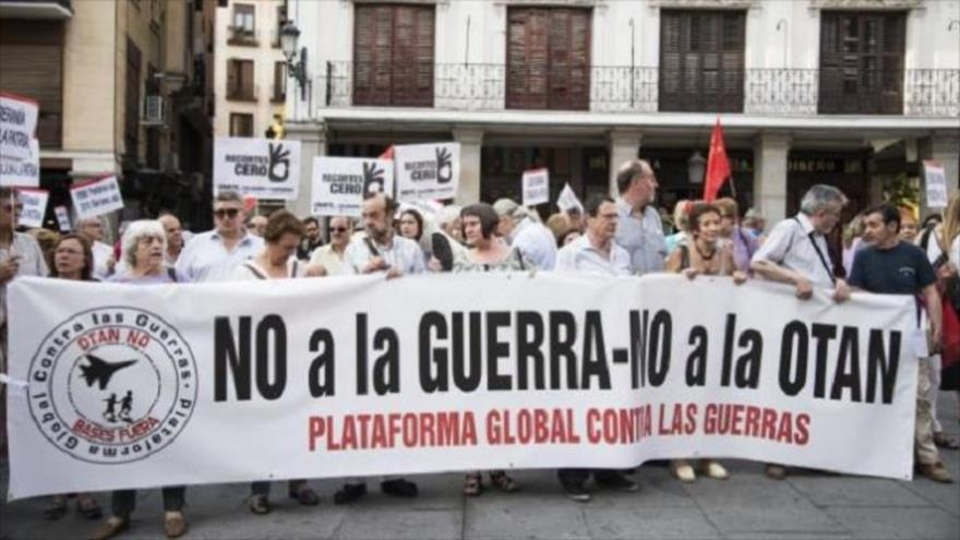 Manifestación en Madrid (capital española) contra la presencia militar de Estados Unidos en el país ibérico, 20 de junio de 2015.