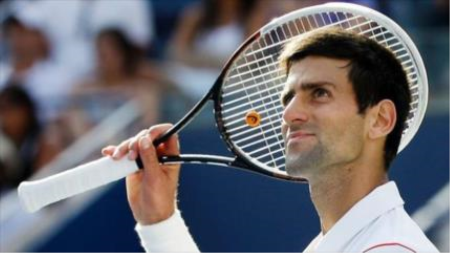 Novak Djokovic avanza a tercera ronda de Tenis de Wimbledon