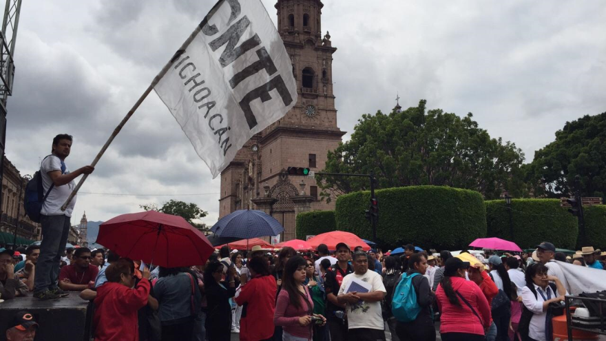 Los maestros vuelvan a las calles del estado de Morelos para protestar contra las reformas educativas del Gobierno mexicano. 1 de julio de 2015