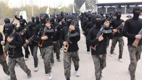 Turquía detiene a 457 personas por buscar unirse a EIIL en Siria