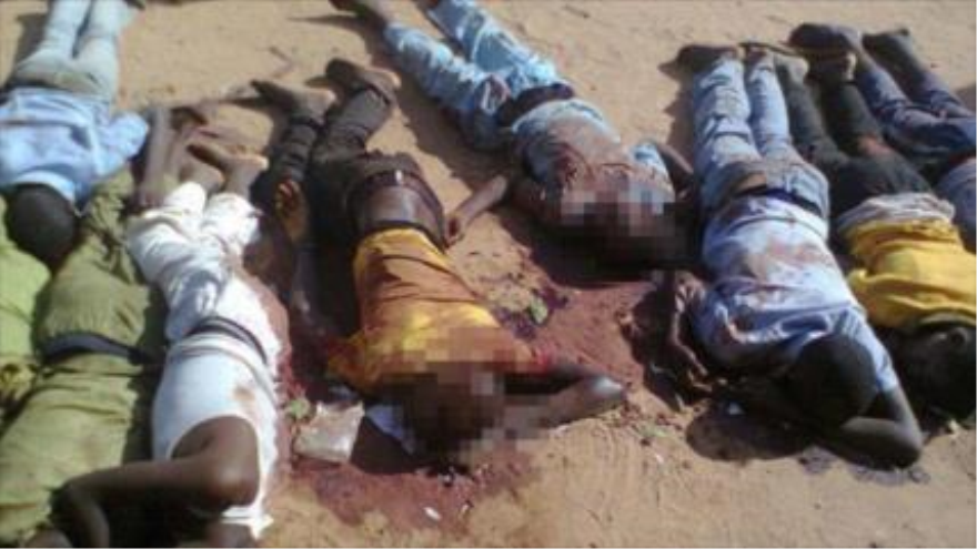 Nigerianos asesinados por elementos del grupo terrorista Boko Haram.