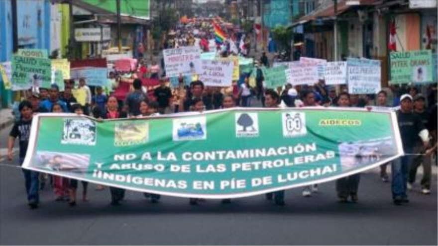 Indígenas peruanos amenazan con ofensiva a firma canadiense por contaminación | HISPANTV