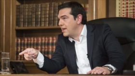Tsipras se ve obligado a cumplir un acuerdo en el que 