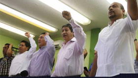 Maestros indignados interrumpirían nuevo ciclo escolar en México