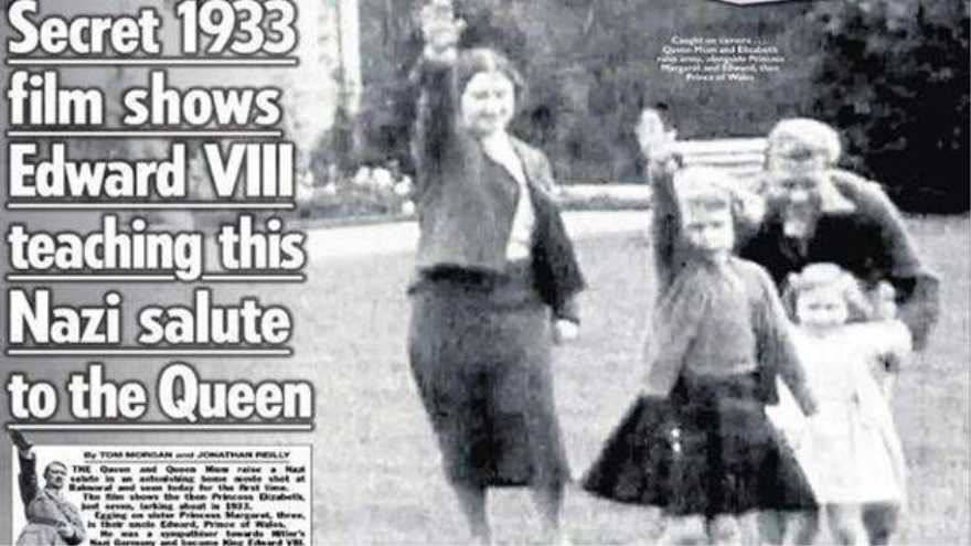 Portada de este sábado de ‘The Sun’ en la que muestra a la reina, cuando tenía unos seis años, realizando el saludo nazi junto a su madre. 18 de julio de 2015