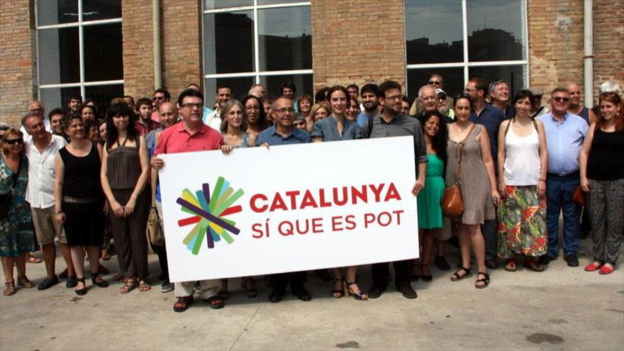 Los dirigentes de ICV, EUiA y Podem (Podemos en Cataluña) presentan la lista conjunta Catalunya, Sí que es Pot. 19 de julio de 2015.