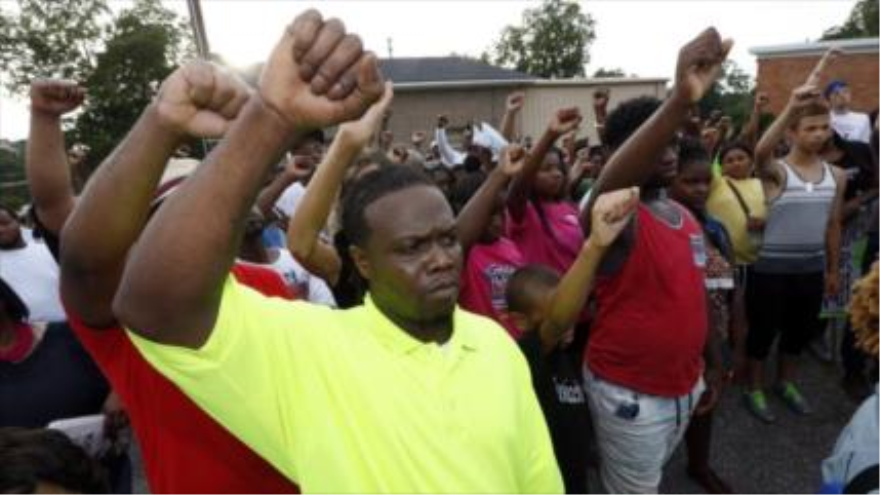 Masiva protesta contra asesinato de un negro en el estado de Mississippi, en el sur de EE.UU.