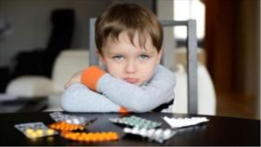 Un estudio revela que tomar antibióticos puede aumentar el riesgo de que un niño desarrolle artritis juvenil.
