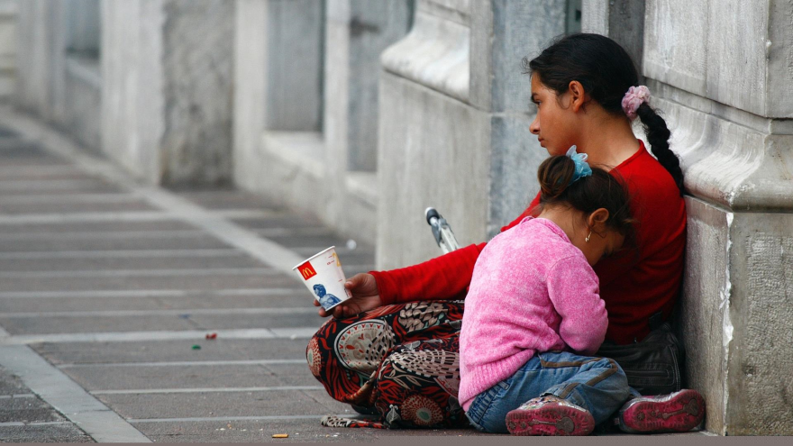 Un nuevo estudio revela que la pobreza infantil ha aumentado en EEUU.
