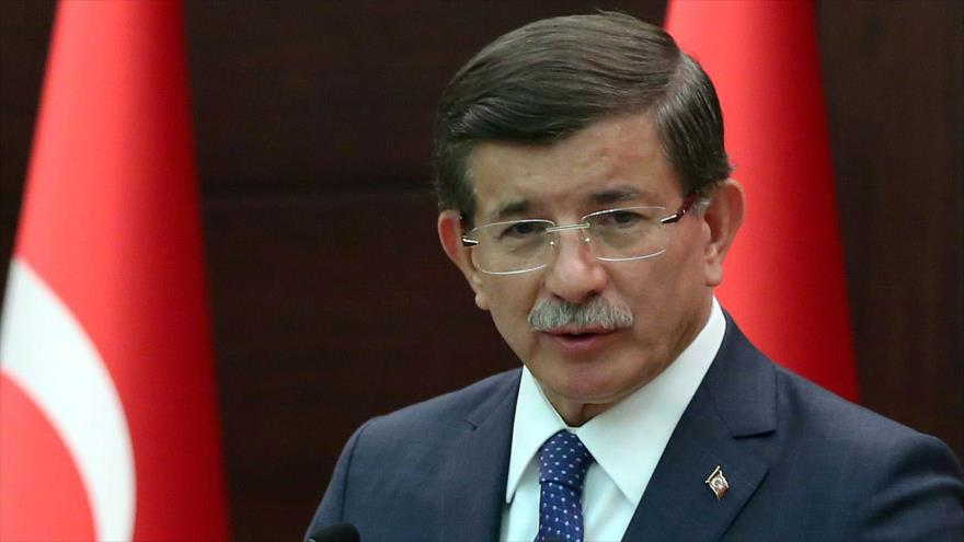 El primer ministro de Turquía, Ahmet Davutoglu.