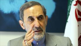Velayati: Nadie está permitido a inspeccionar centros militares de Irán
