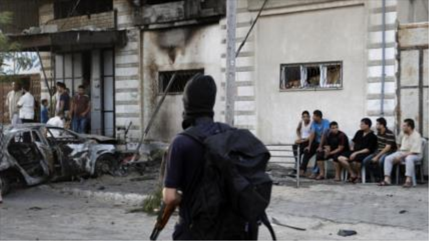 El lugar donde fueron explotados seis coches pertenecientes a HAMAS y Yihad Islámica. 19 de julio de 2015.