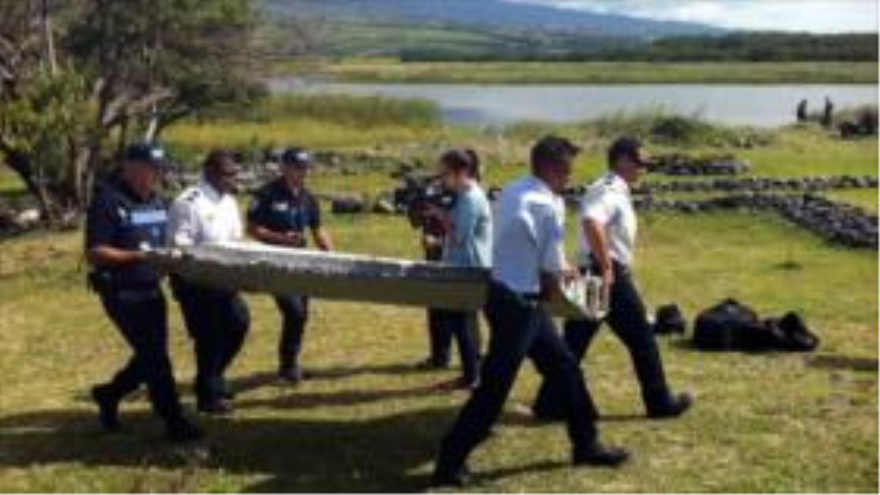 Restos de avión hallados en Francia son casi seguro del MH370
