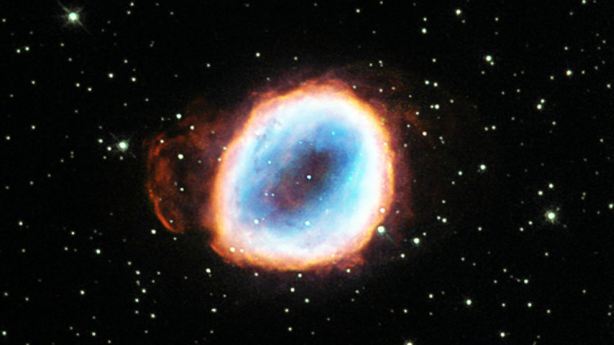 Imagen captada por el telescopio Hubble de la NASA, muestra los últimos momentos de la vida de la estrella.