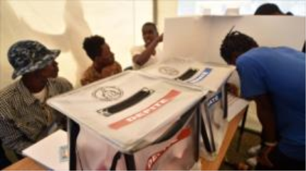 Arrancan elecciones en Haití en medio de tensión e irregularidades