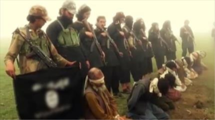 EIIL ejecuta a 10 miembros de una tribu afgana