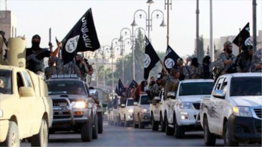 Desfile de los terroristas del grupo EIIL (Daesh, en árabe) en la ciudad de Sirte, ubicada en el norte de Libia