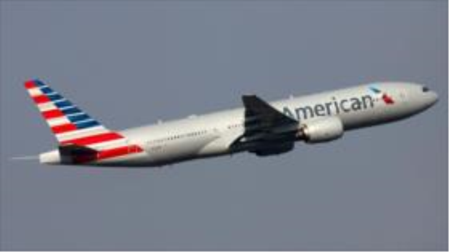 Boeing 777-200ER, perteneciente a la aerolínea estadounidense American Airlines.
