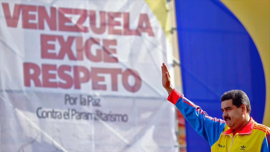 Presidente venezolano Nicolás Maduro en una marcha masiva contra el paramilitarismo y a favor de la paz en las fronteras que comparte el país con Colombia. 28 de agosto de 2015