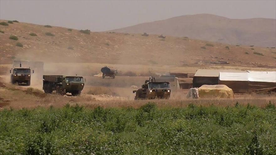 Los vehículos blindados israelíes durante una maniobra militar en Tubas, norte de Cisjordania.